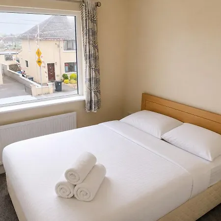 Casa vacanze Spacious 3br House Wiz Free Parking Wifi *