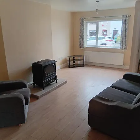 Casa vacanze Spacious 3br House Wiz Free Parking Wifi Ballinasloe
