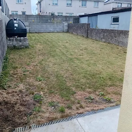 Spacious 3br House Wiz Free Parking Wifi Ballinasloe