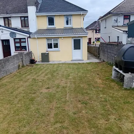 Spacious 3br House Wiz Free Parking Wifi Casa vacanze *